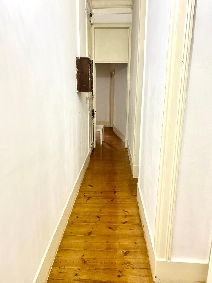 Classic Chiado 1 - Central Guest House Room With Shared Bathroom Lissabon Buitenkant foto