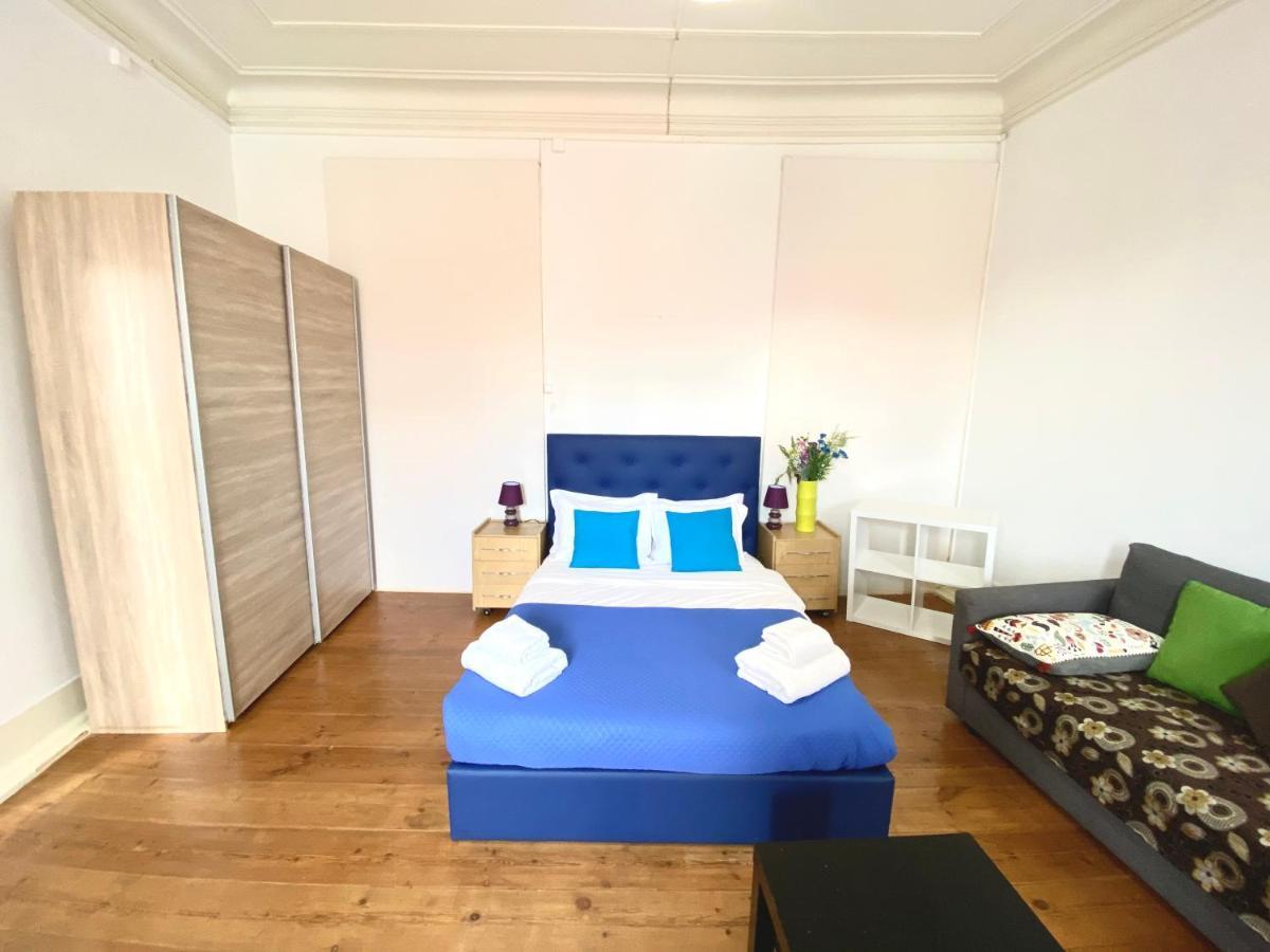 Classic Chiado 1 - Central Guest House Room With Shared Bathroom Lissabon Buitenkant foto